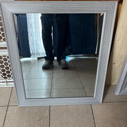 Gray Mirror