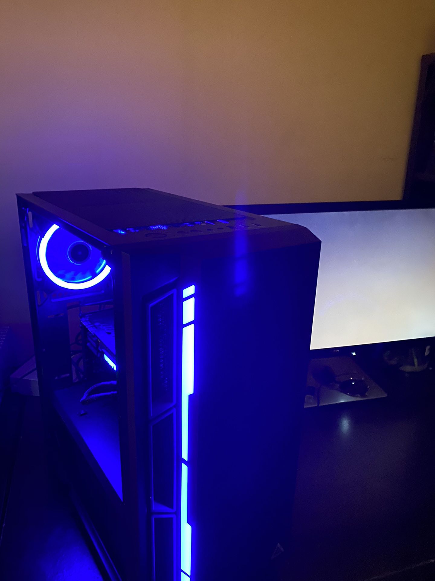 High End Gaming Computer, Intel CPU, 16G of RAM, GTX Nvidia 960 TI graphics and SSD storage