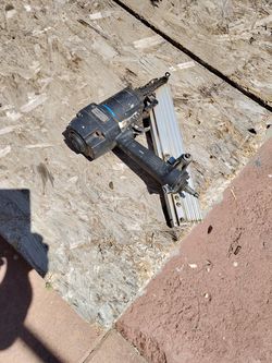 Campbell Hausfeld nail gun