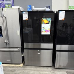 Samsung - Bespoke 4-Door French Door Refrigerator (23 cu. ft.) – with Top Left and Family Hub™ Panel in Charcoal Glass - and Stainless Steel Middle 