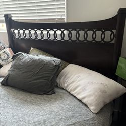 Queen Bedroom Set 
