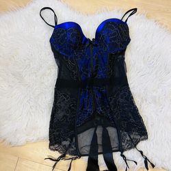 Vintage Victoria’s Secret sexy black and purple lace lingerie corset style 34C