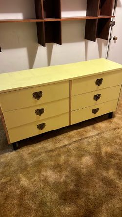 Vintage dresser
