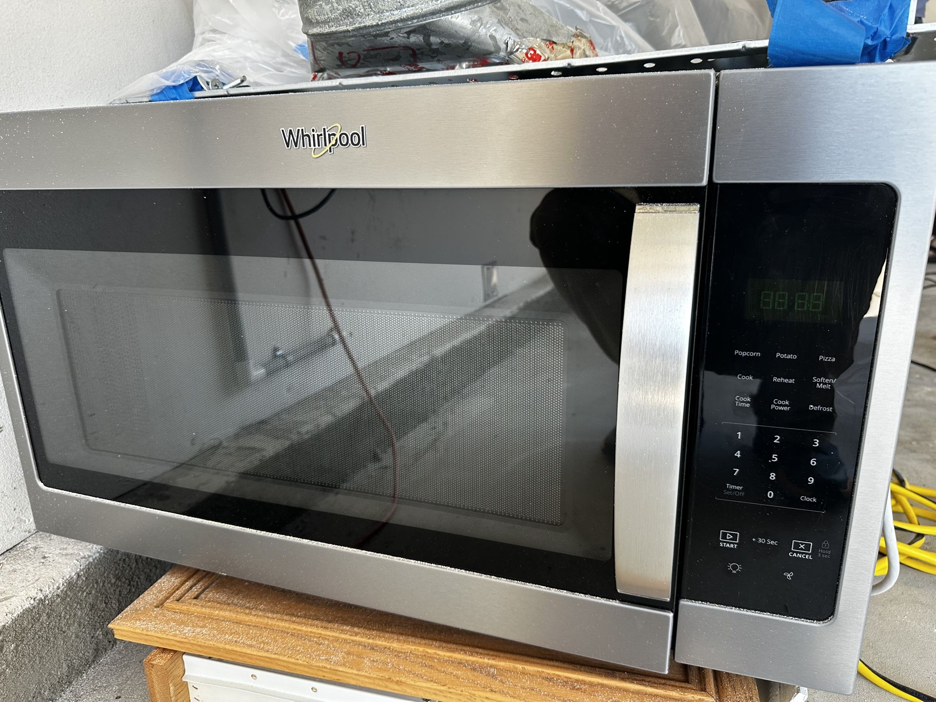 Microwave(whirlpool)
