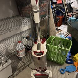 Shark Professional Vacumn