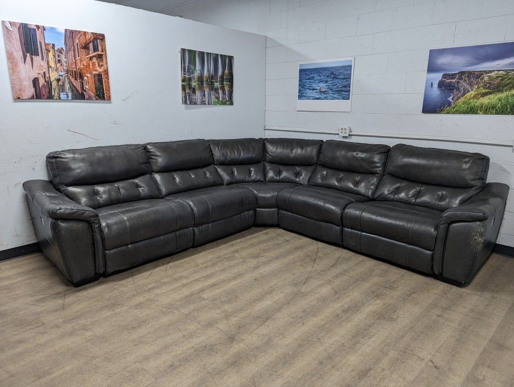 Free Delivery! Grey Leather Recliner Sectional 