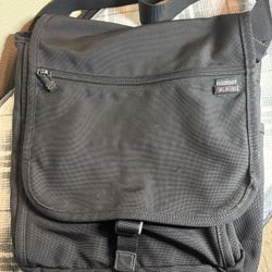 TUMI Black Nylon Messenger Bag!!
