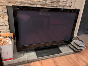 40" TV