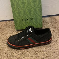 Black Gucci Shoes 