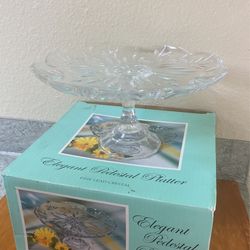 Elegant pedestal Crystal Platter