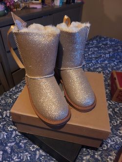 Girls boots