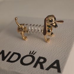 Pandora Slinky Dog