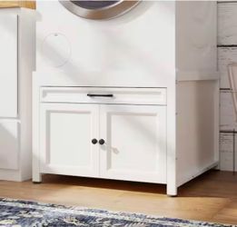 29.1 in. Laundry Pedestal in White with Pull-Out Shel f and Storag e Cabin et