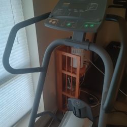 Precor, Life fitness Gym Quality Fitness Equipment 