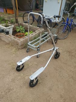 TRIKKE  3CV TECNOLOGY,ADULT SIZE, I ASK $150.00 CASH