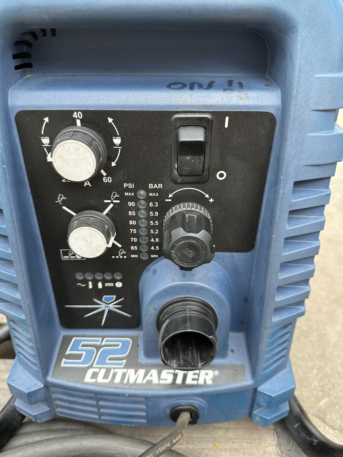 Plasma cutter
