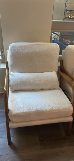 Accent chair
