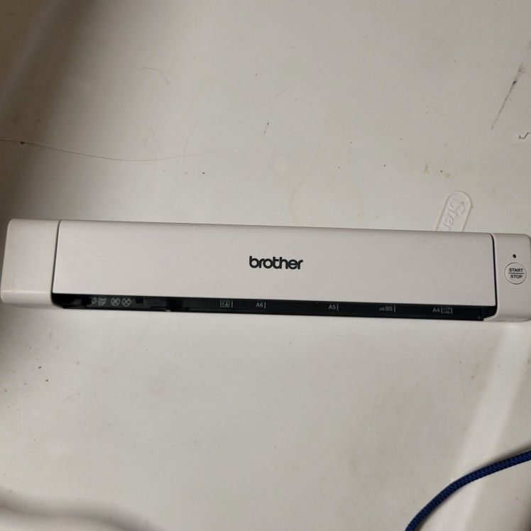 Brother DS-640 Compact Mobile Document Scanner