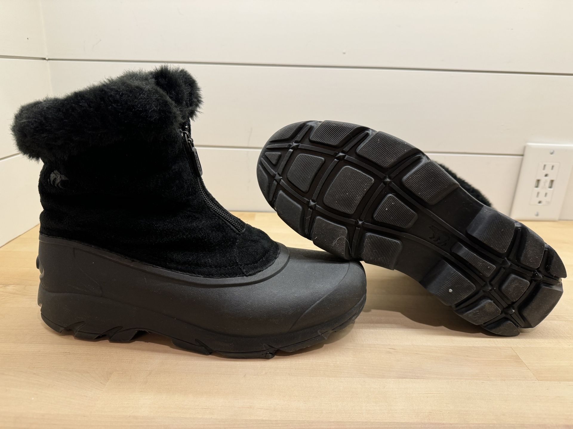 Women’s 9 Sorel Waterproof Snow Boots 