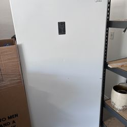 Midea Upright Freezer