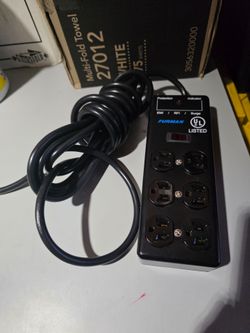 Furman SS-6B surge suppressor, a 6-outlet power block constructed from heavy-duty metal. # I