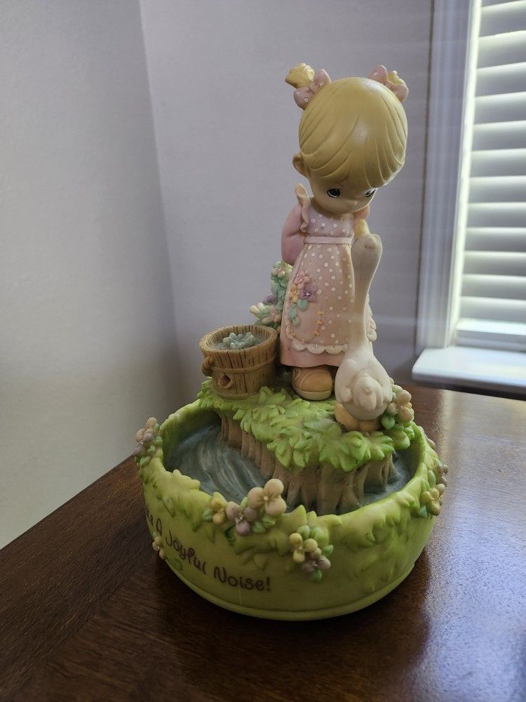 Precious Moments Musical Water Fountain 