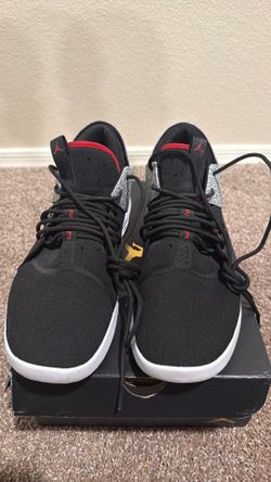 Jordan First Class Size 11