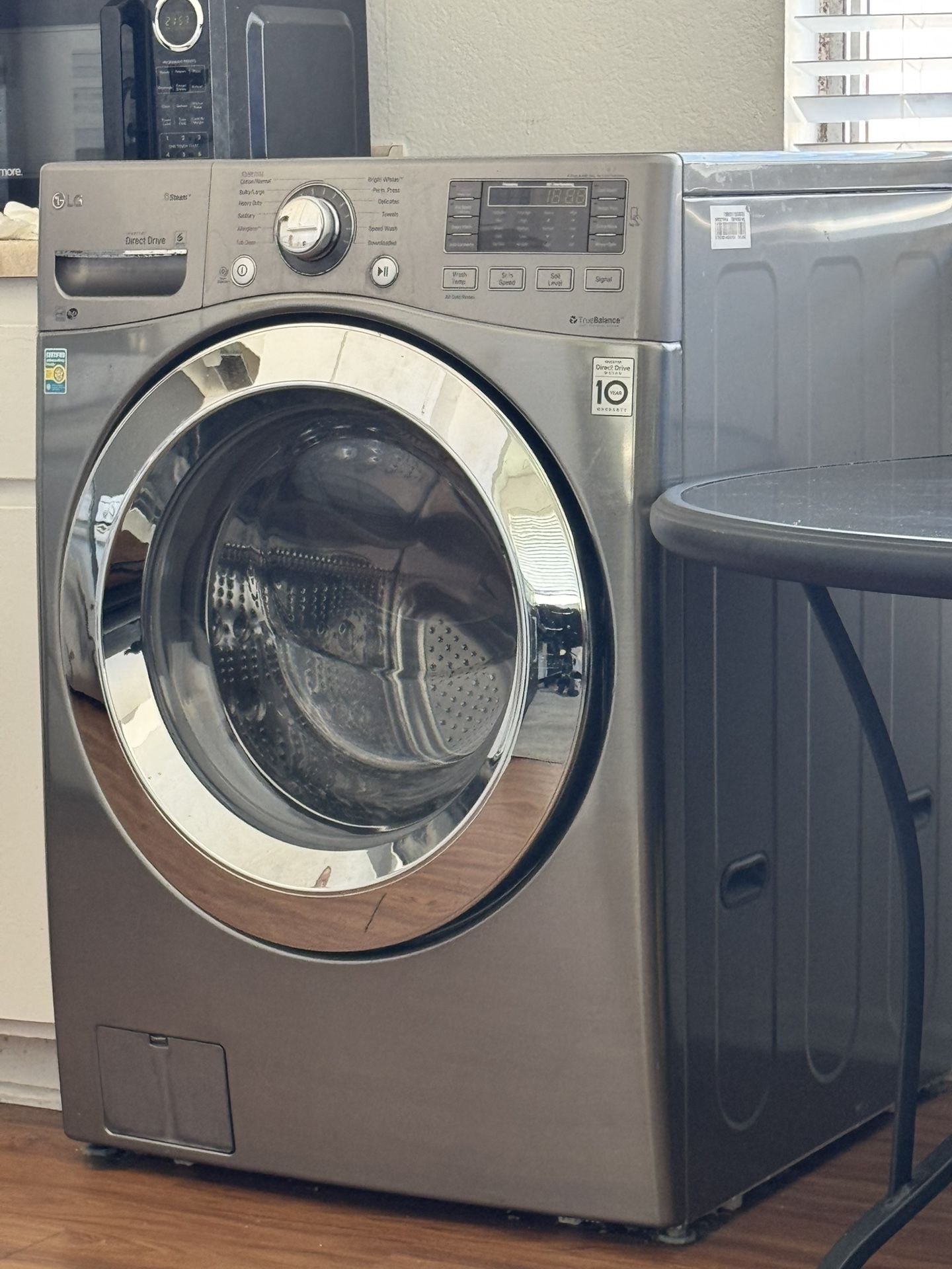 Front Load Washing Machine – Good Condition