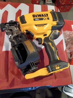 DeWalt 20 volt XR roofing nailer