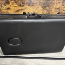 Massage Table 