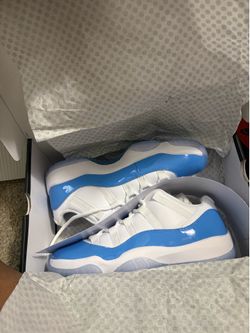 Air Jordan 11 Retro Low University Blue