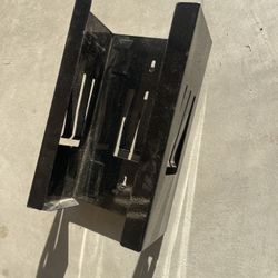 Harbor Freight Magnetic Glove/Tissue Holder