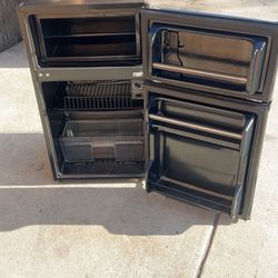 Mini Fridge Working Great