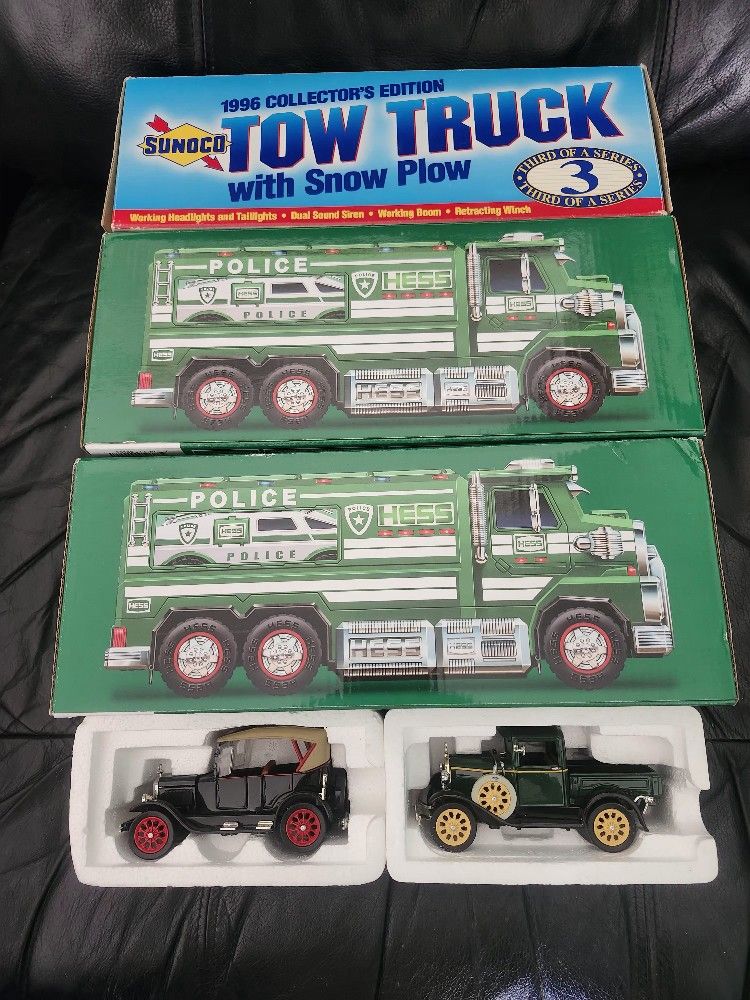 Hess Mobil And Sunoco Trucks 15 Total Collectibles & Art