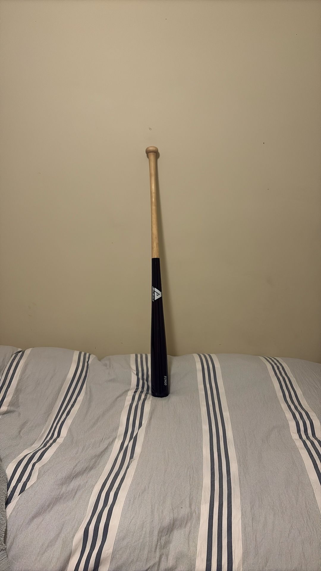 Fungo Bat ( Never Used)