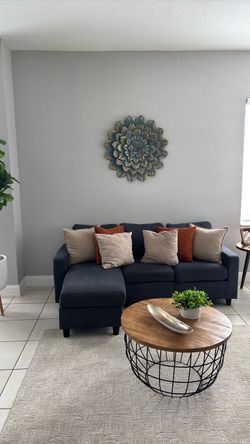 Sectional Sofa with Chaise