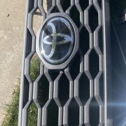 Tacoma Trd Grille 