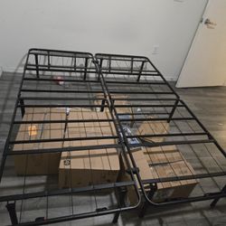 Queen Metallic Bed Structure