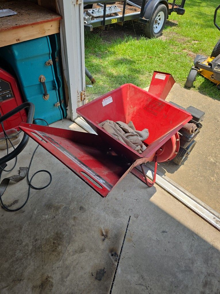 Wood Chipper