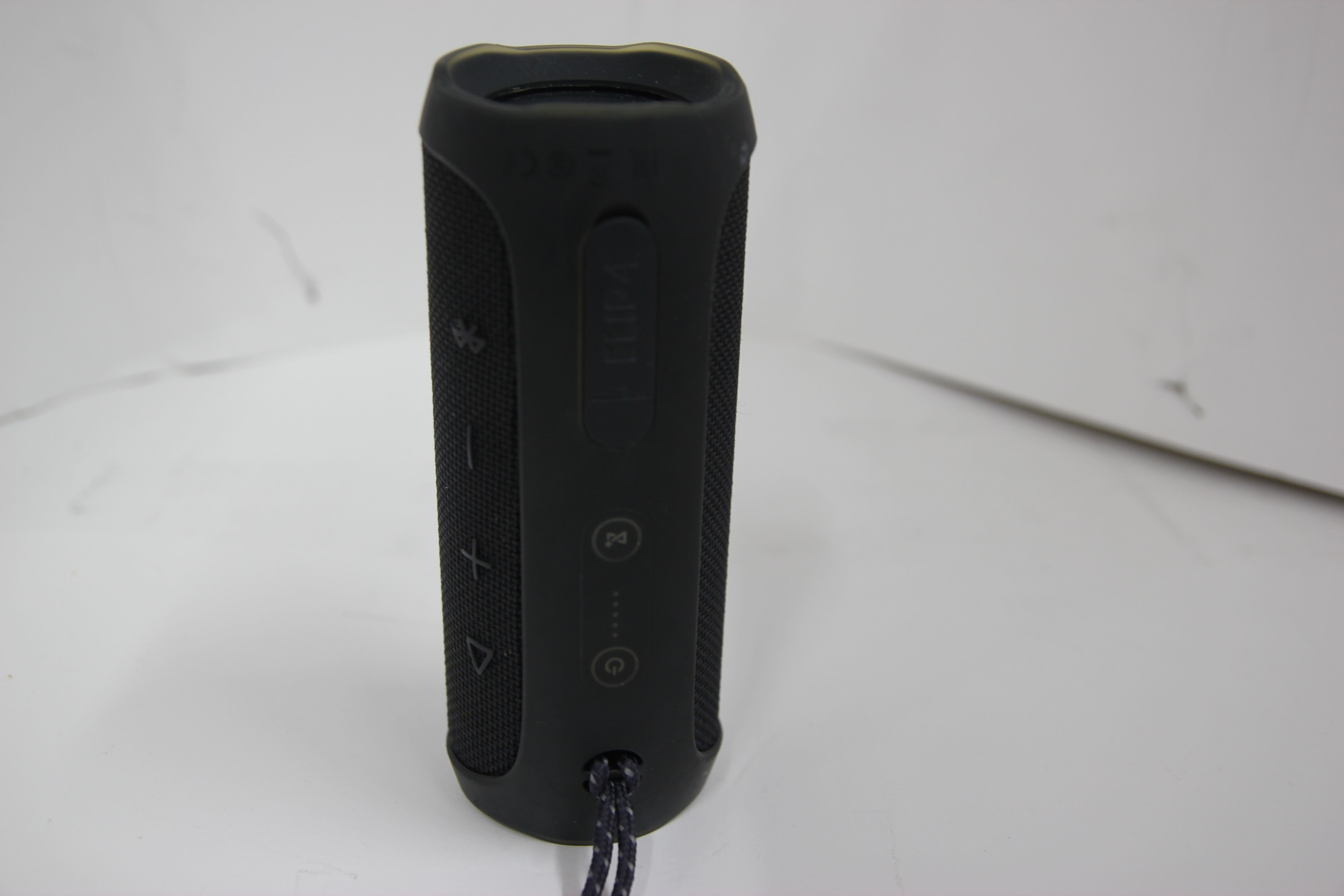 JBL Flip 4 Bluetooth Portable Speaker