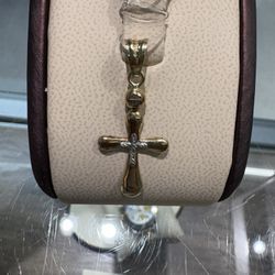 Cross Pendant 10k 