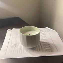 ✨Lightly Used Target Candle – Like New!✨