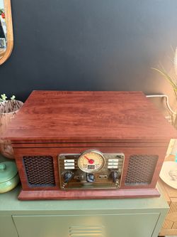 Victrola vynil player