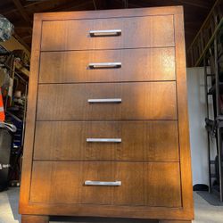 5 Drawer Dresser 