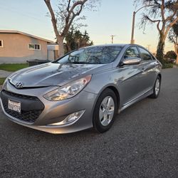 2012 Hyundai Sonata Hybrid