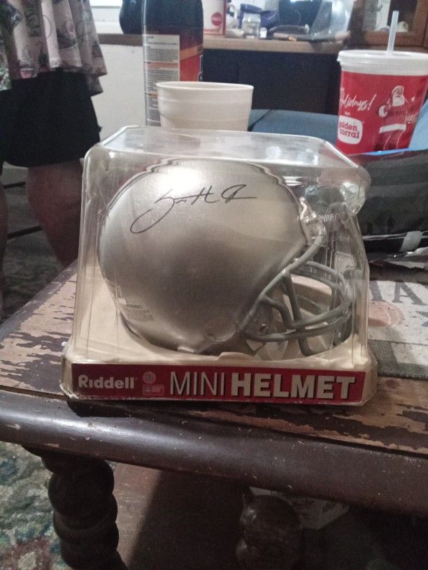 Santinio Holmes Ohio State Autographed Mini Helmet