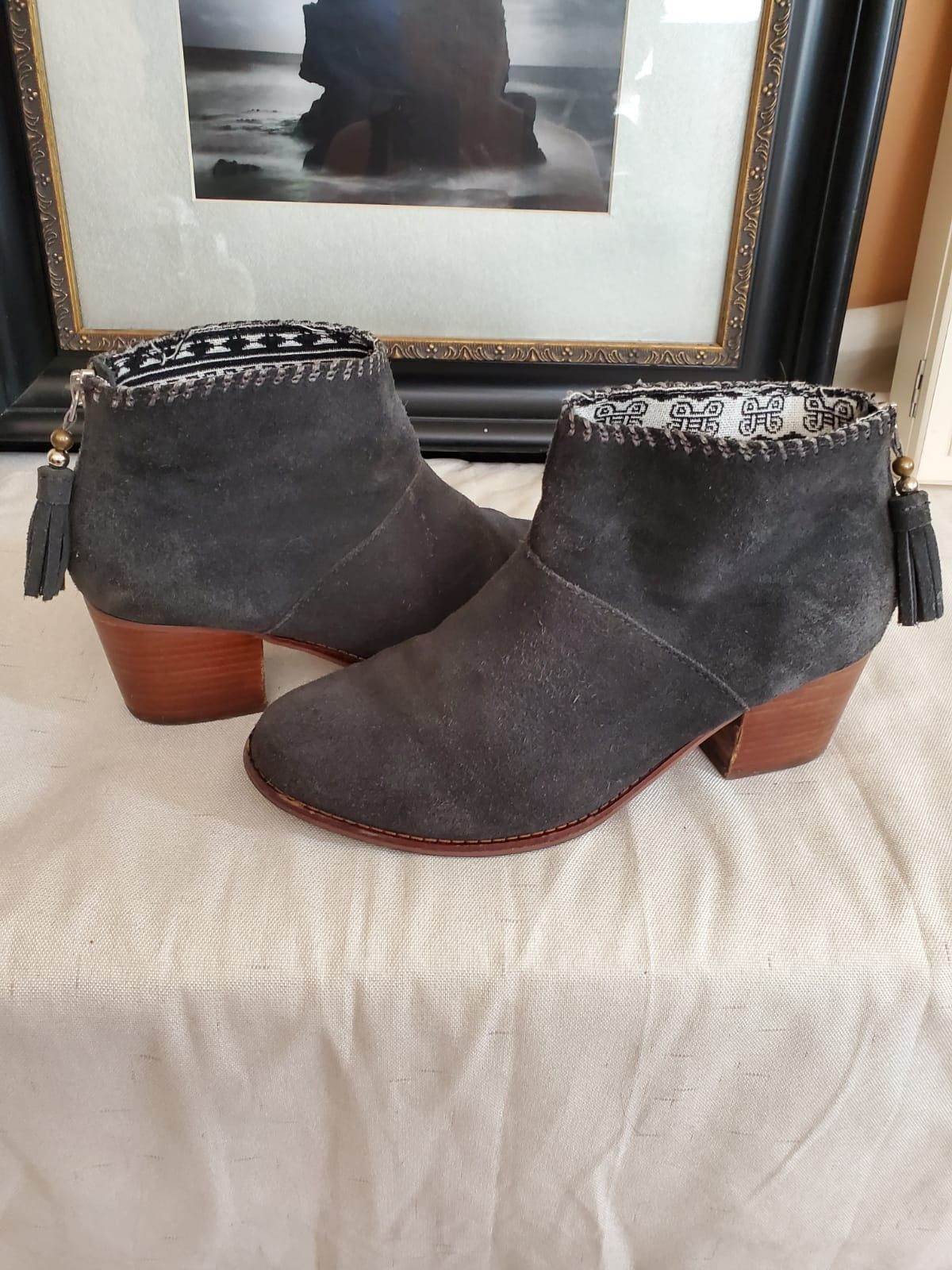 Tom's women's lowcut boots