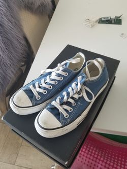 Converse sneakers in great condition. Size 4.5 men 6.5 women