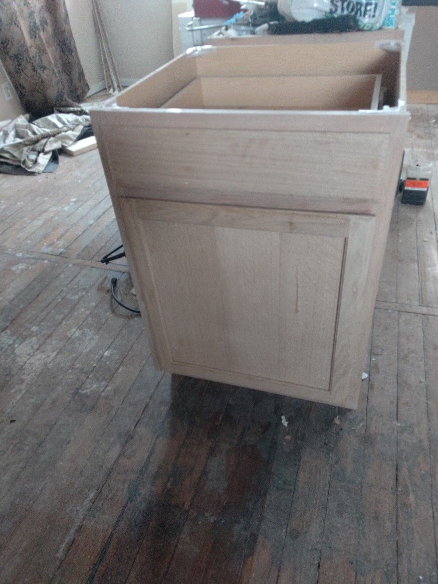Door And Drawer Base 