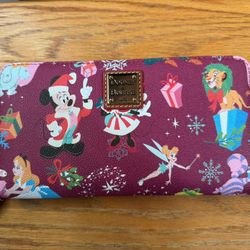 Dooney & Bourke Holiday wallet